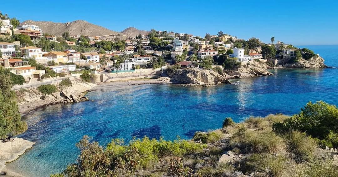 Apartamento Moderno Con Piscina Garaje Wifi Ac El Campello Eksteriør bilde
