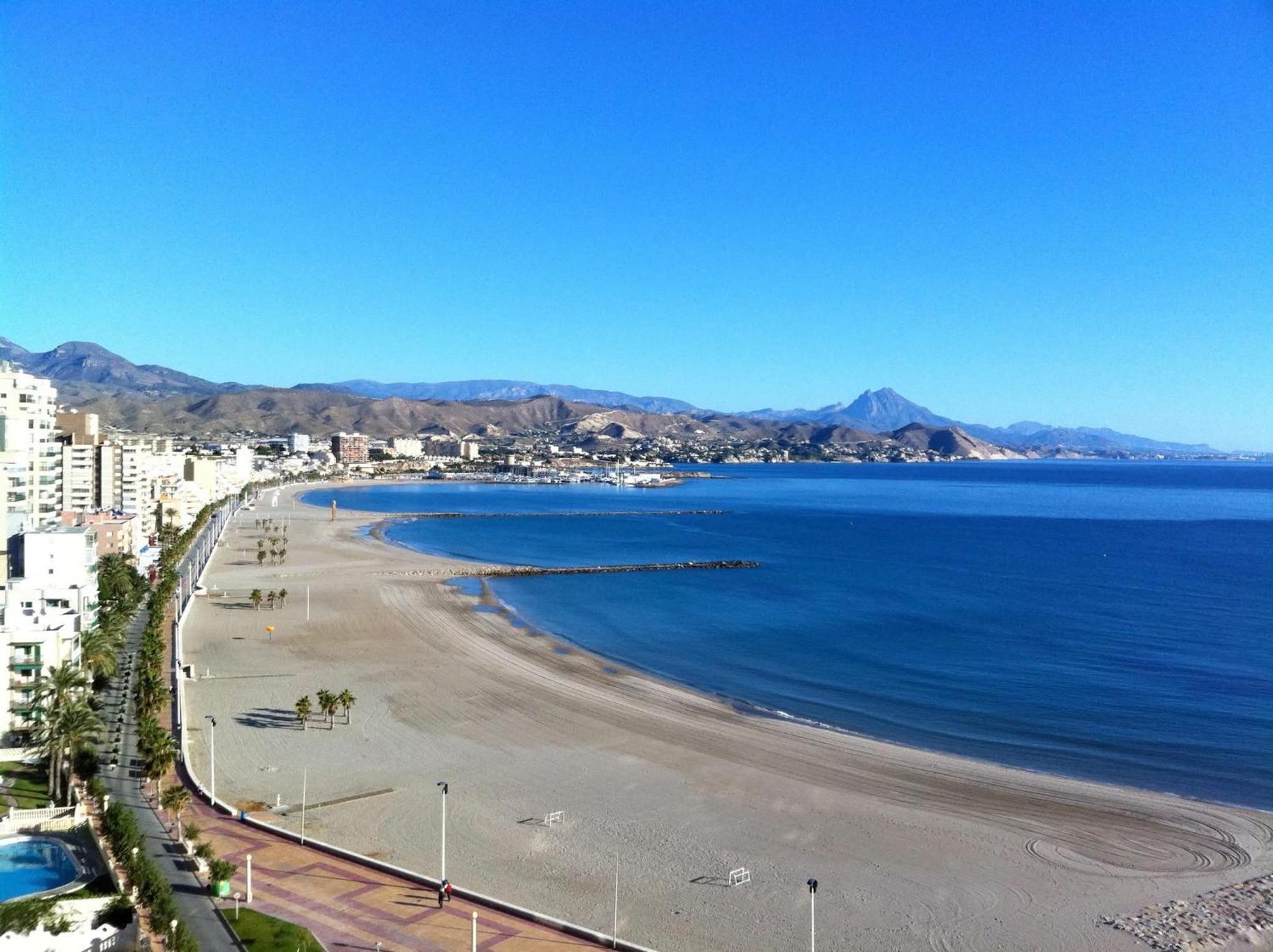 Apartamento Moderno Con Piscina Garaje Wifi Ac El Campello Eksteriør bilde